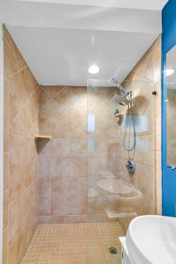 The Blue Villa - Luxury Clearwater By Bluebellaestate Largo Εξωτερικό φωτογραφία